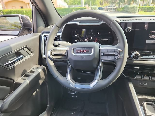 New 2026 GMC Canyon Elevation w/ LPO, Black Badging Package RWD image 14