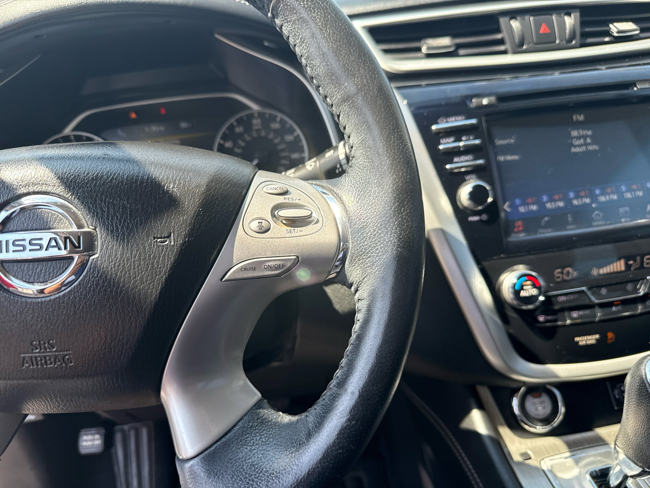 Used 2018 Nissan Murano SL w/ Moonroof Package image 21