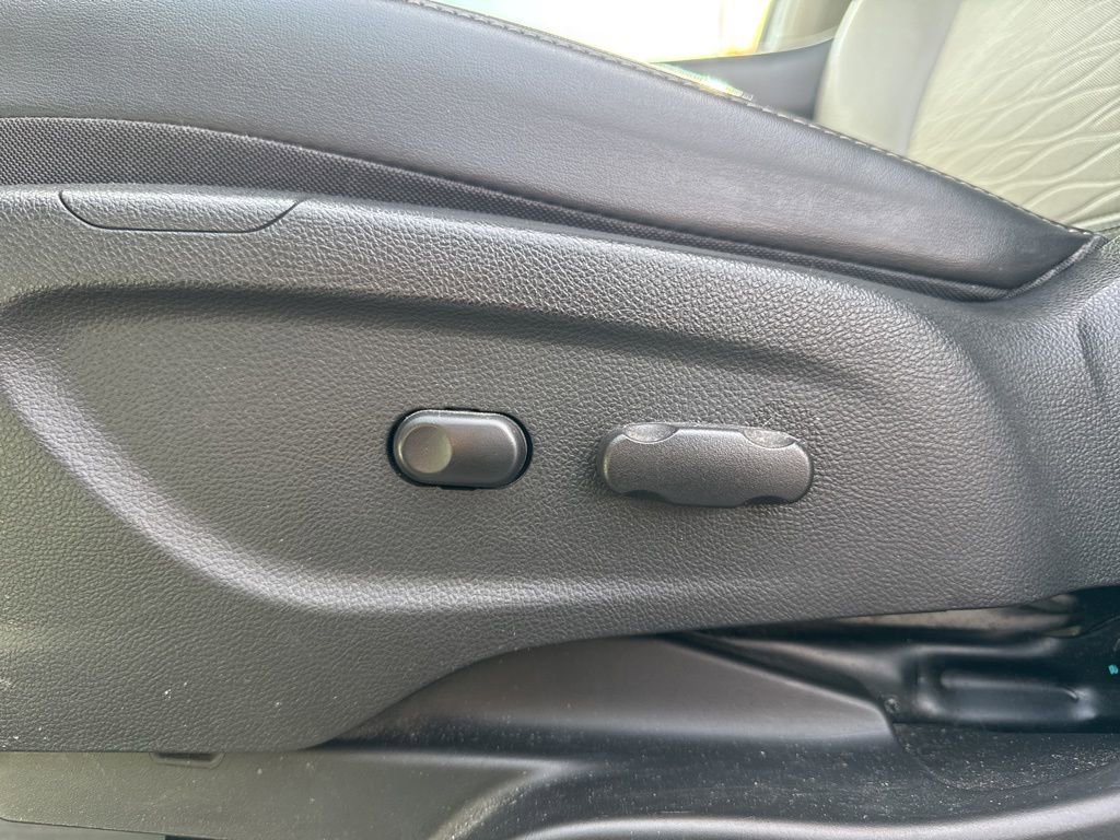 Used 2015 Buick Encore Convenience image 9