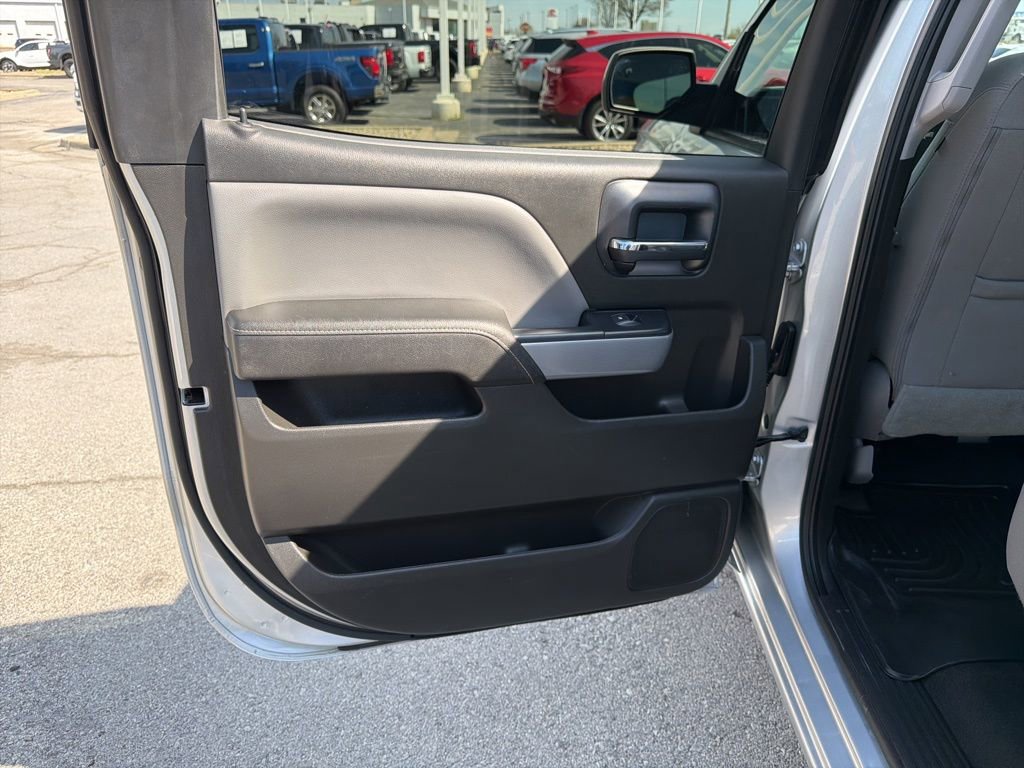 Used 2018 Chevrolet Silverado 1500 LT w/ All Star Edition image 16