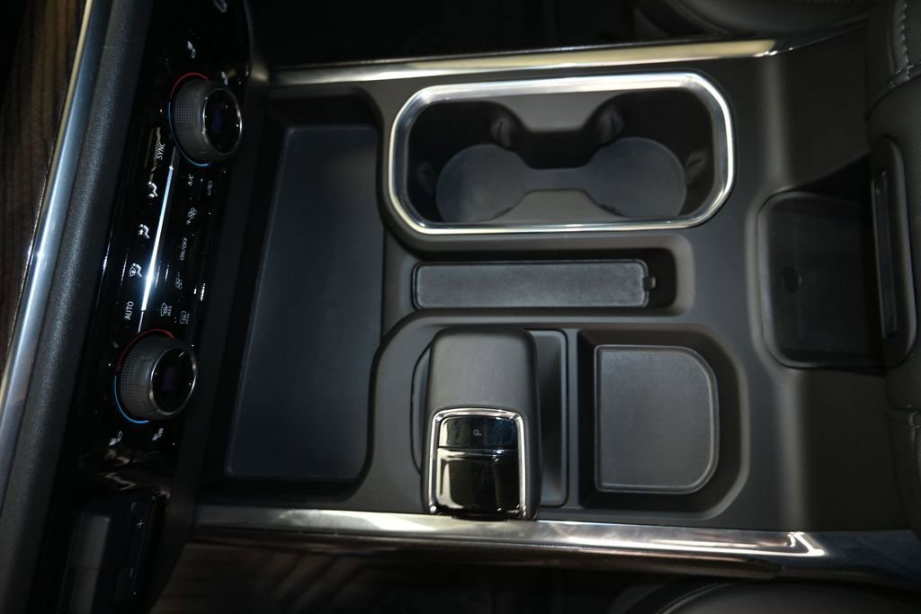 Certified 2024 Chevrolet Silverado 1500 LT Trail Boss w/ Convenience Package II AWD/4WD image 19