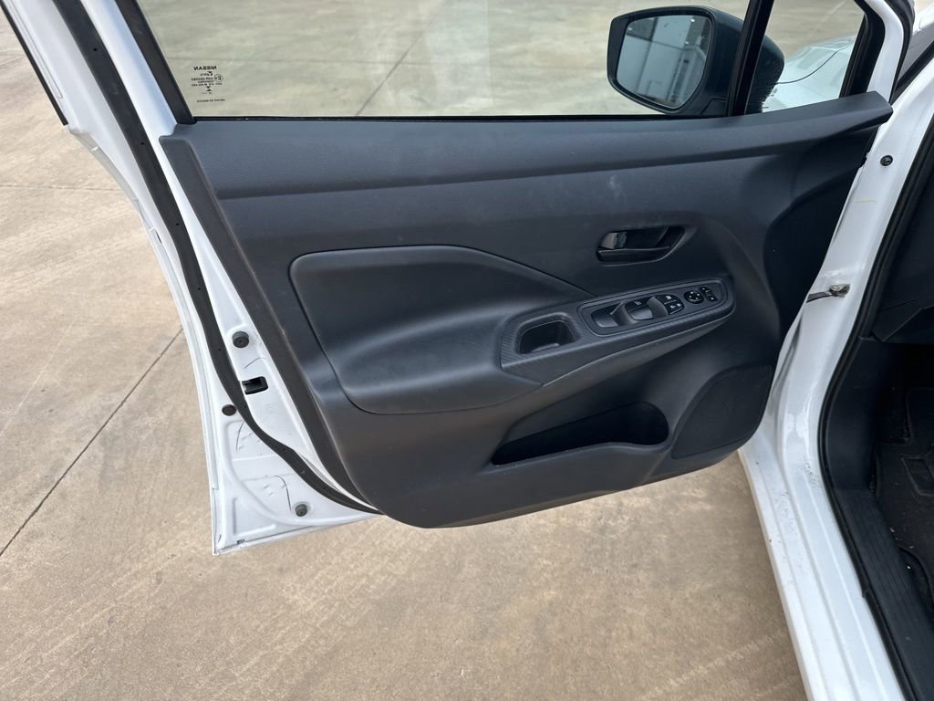 Used 2024 Nissan Versa S w/ Trunk Package image 5