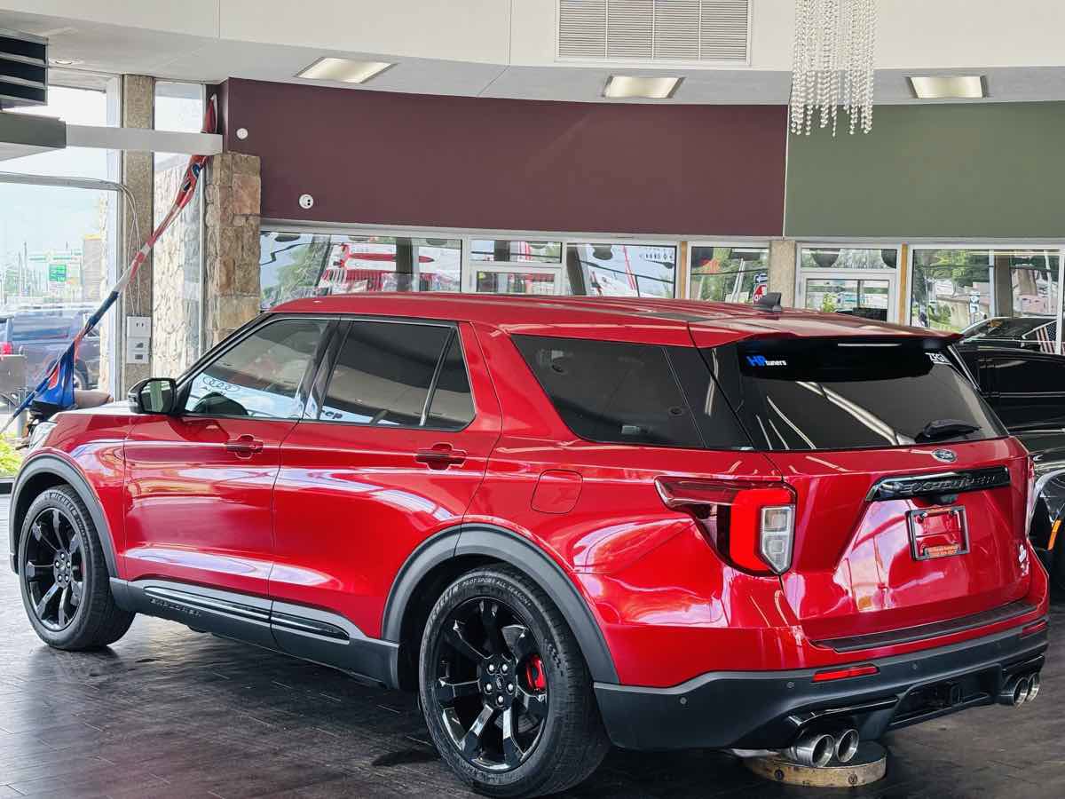 Used 2021 Ford Explorer ST w/ ST Street Pack AWD/4WD image 12