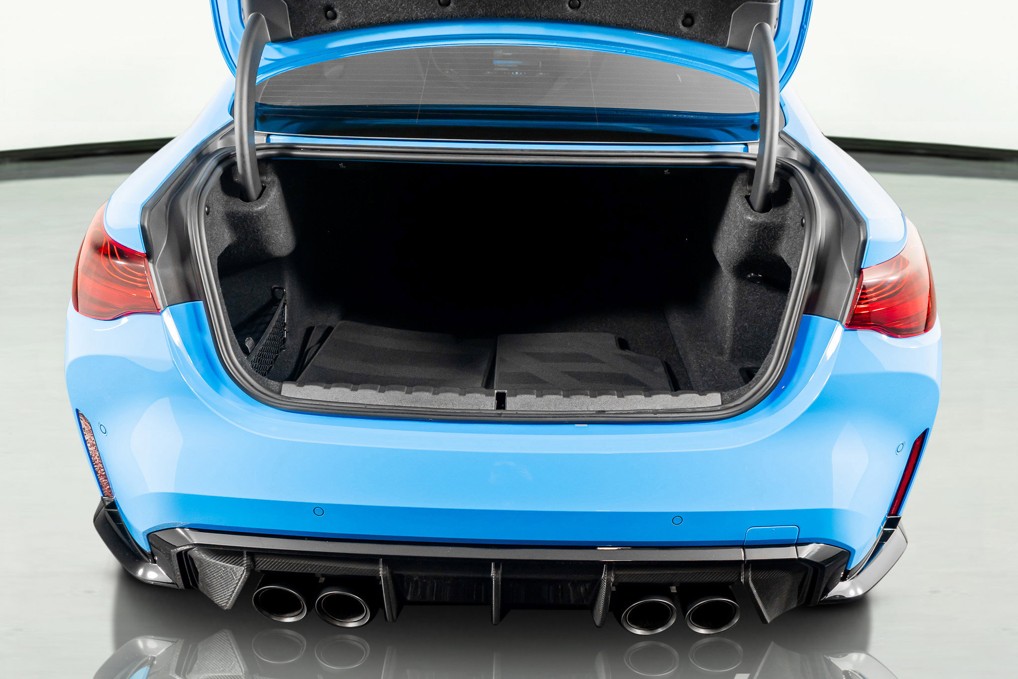 Used 2025 BMW M4 CS image 54