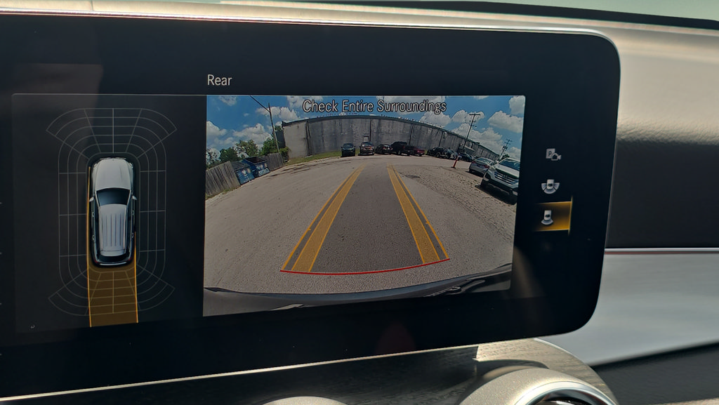 Used 2021 Mercedes-Benz GLC 300 4MATIC image 21
