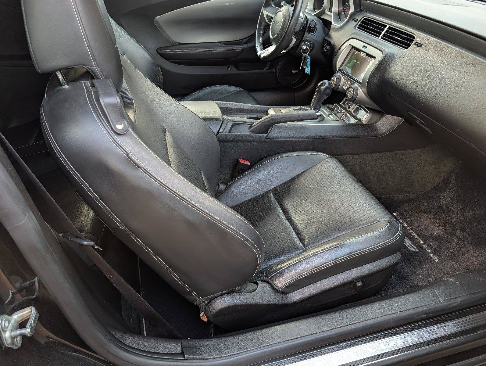 Used 2011 Chevrolet Camaro SS w/ RS Package RWD image 33