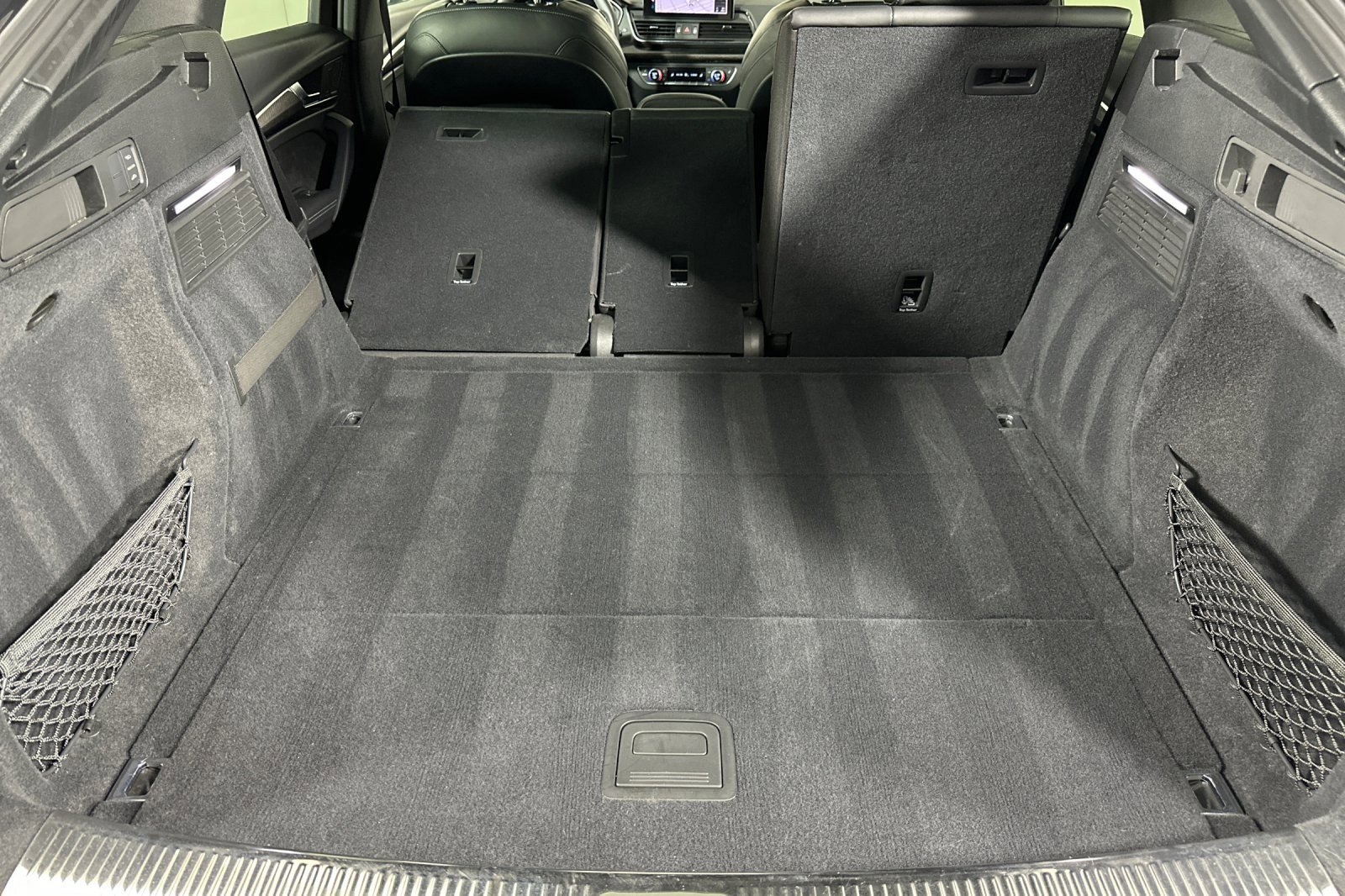 Used 2023 Audi SQ5 Premium Plus w/ Premium Plus Package image 14