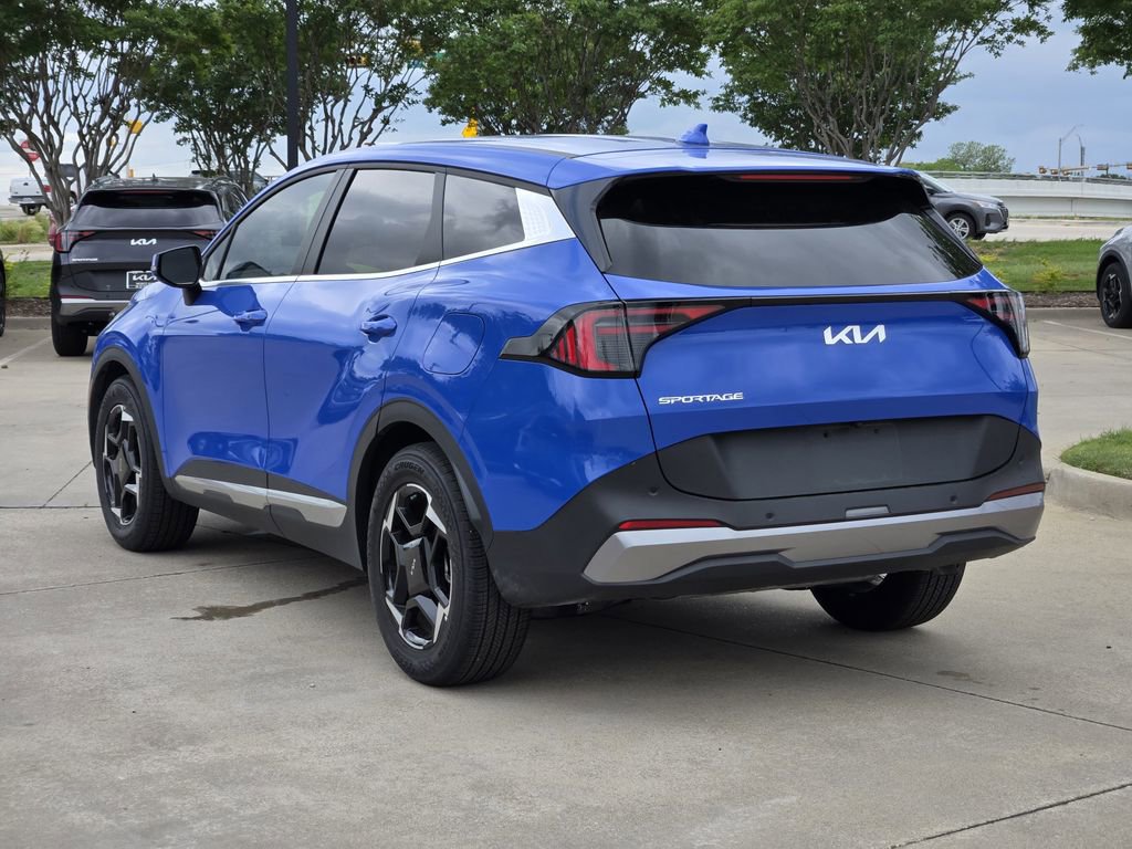 New 2026 Kia Sportage EX image 3