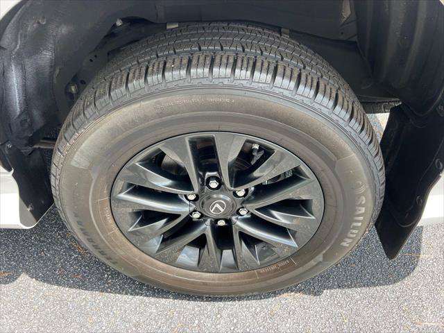 Certified 2023 Lexus GX 460 Premium w/ Premium Package AWD/4WD image 19