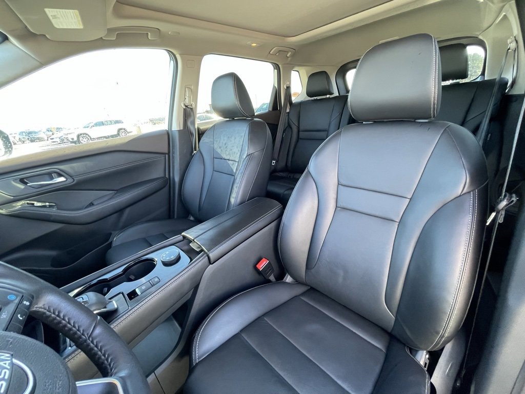 Used 2023 Nissan Rogue SL image 22