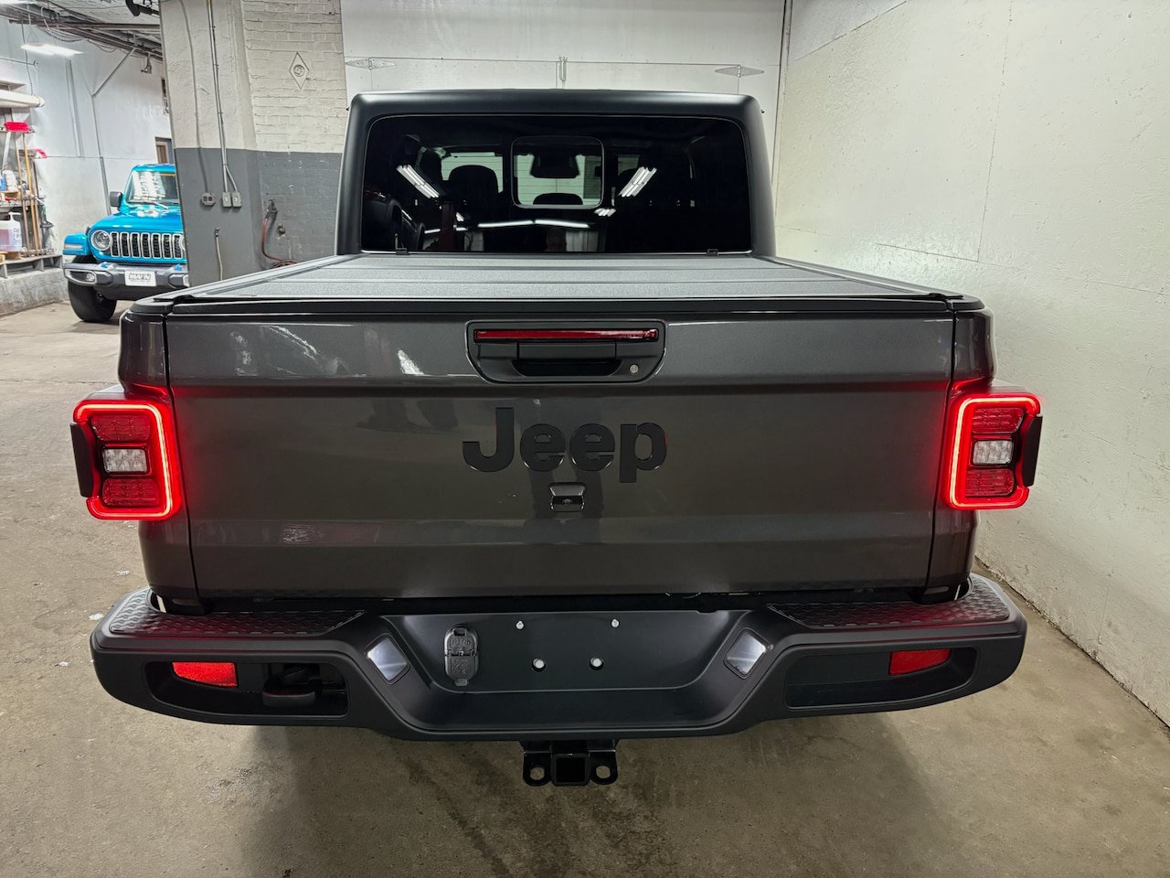 New 2026 Jeep Gladiator Sport AWD/4WD image 7