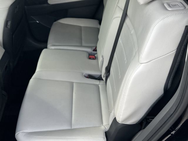 Used 2024 Hyundai Santa Fe Limited image 13