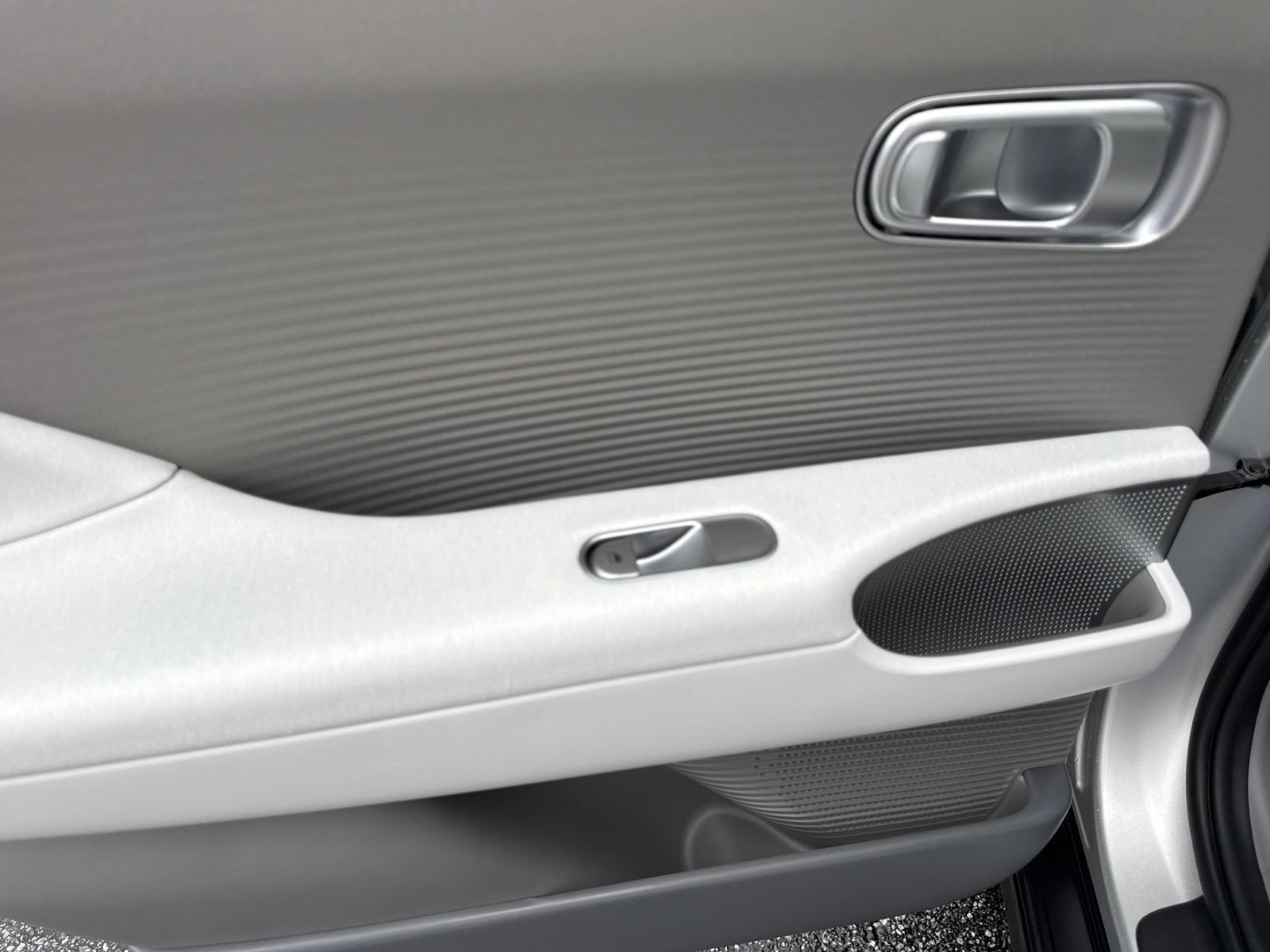 Certified 2024 Hyundai Ioniq 6 SEL RWD image 15