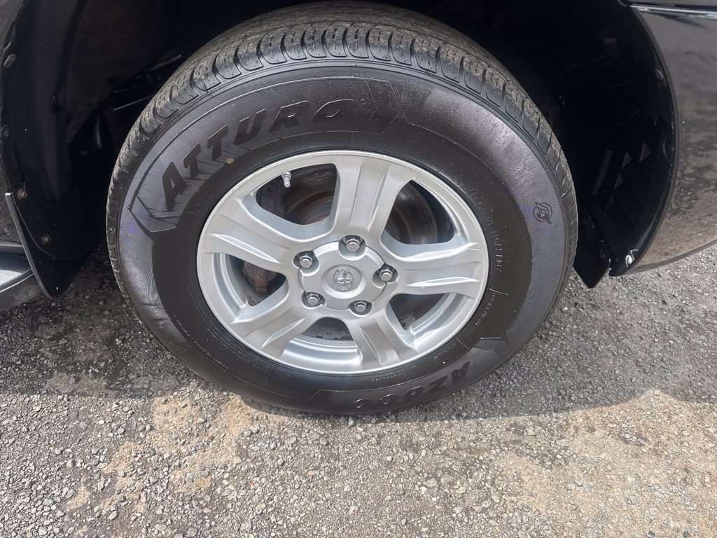 Used 2012 Toyota Sequoia SR5 AWD/4WD image 25