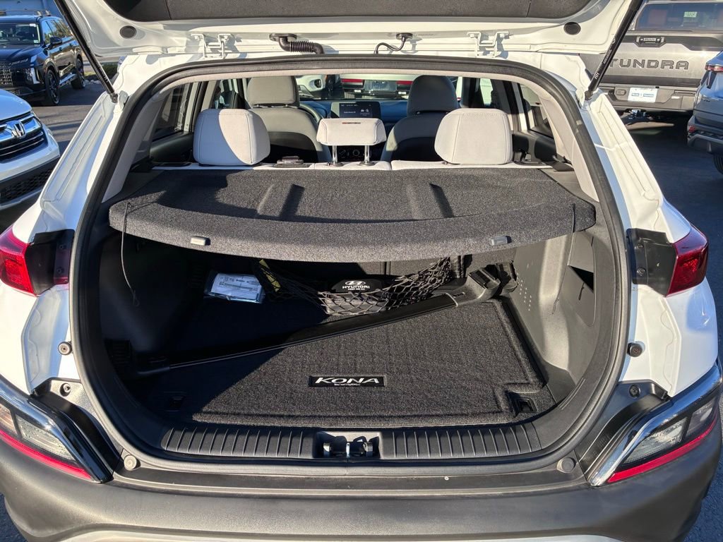 Used 2023 Hyundai Kona SEL w/ Cargo Package AWD/4WD image 12
