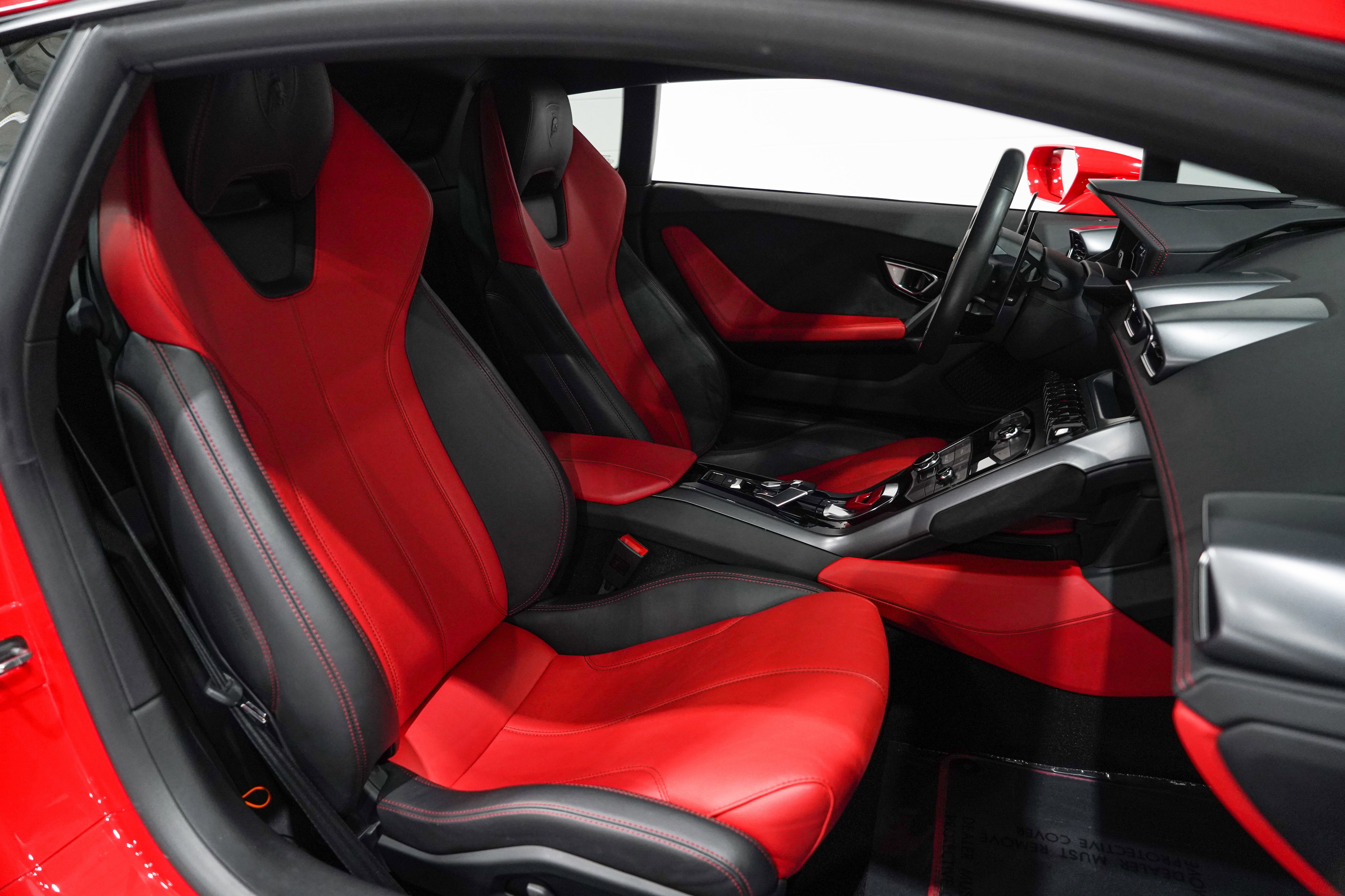 Used 2015 Lamborghini Huracan LP 610-4 AWD/4WD image 17