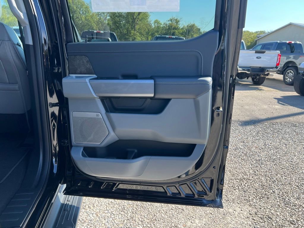 New 2025 Ford F150 Lightning Flash image 18