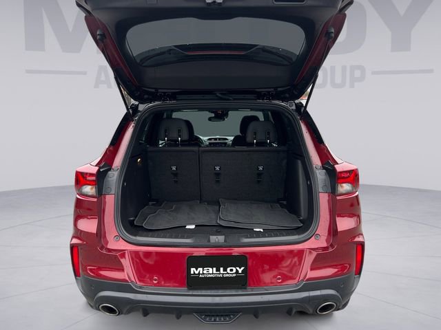 Used 2023 Chevrolet TrailBlazer RS w/ Convenience Package image 19