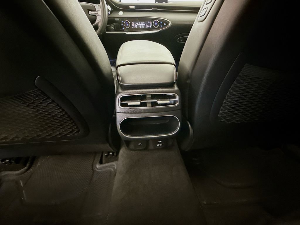 Used 2024 Genesis GV70 2.5T Advanced w/ Advanced Package image 26