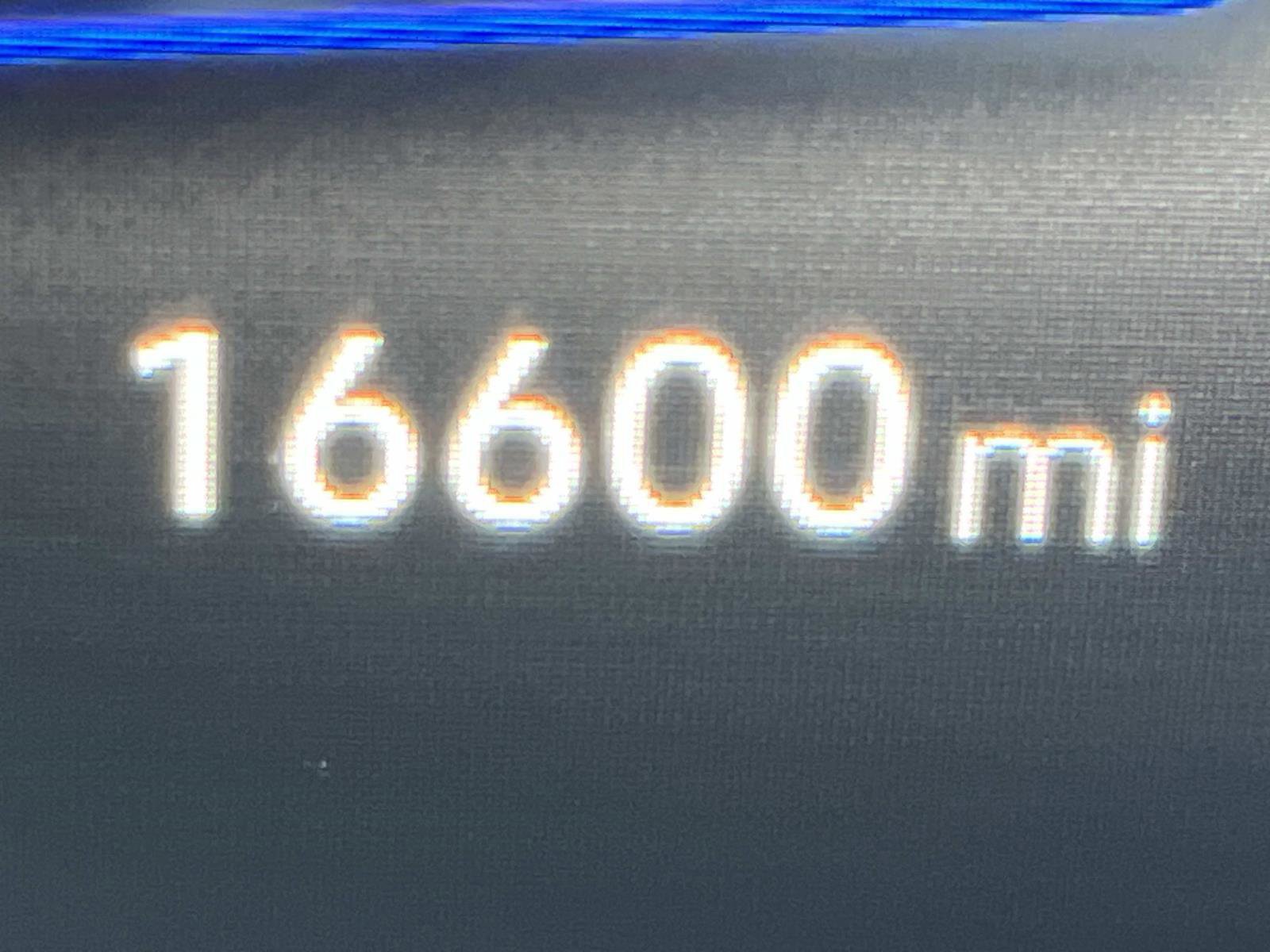 Used 2025 Volkswagen Jetta SE image 42