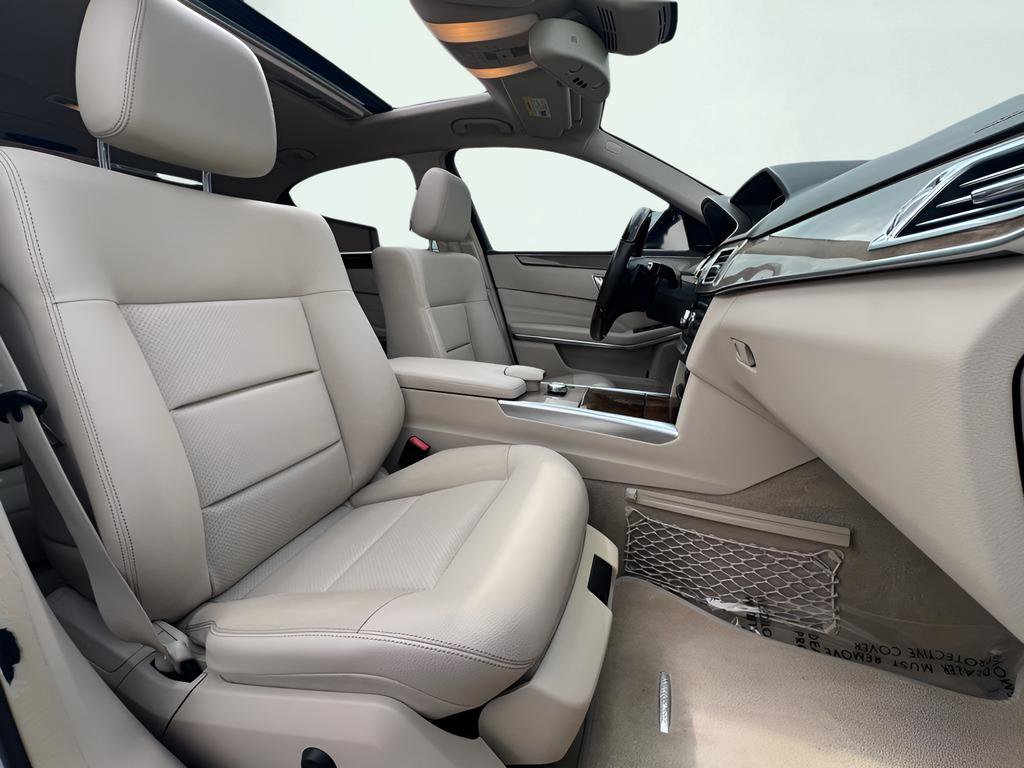 Used 2014 Mercedes-Benz E 350 Sedan image 30