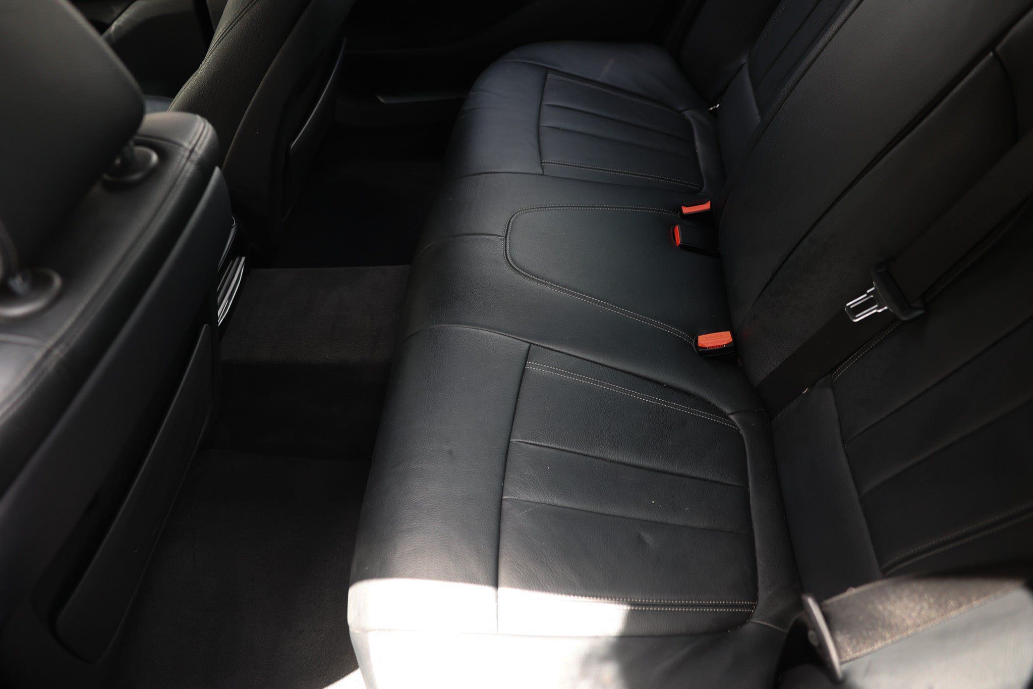 Used 2019 BMW 740i w/ M Sport Package RWD image 13