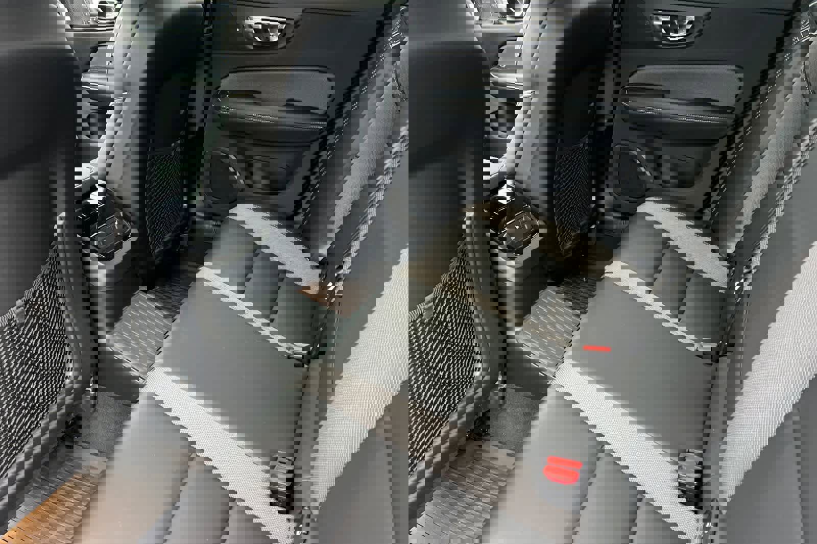 Used 2022 Volvo S60 T8 R-Design w/ Advanced Package image 5