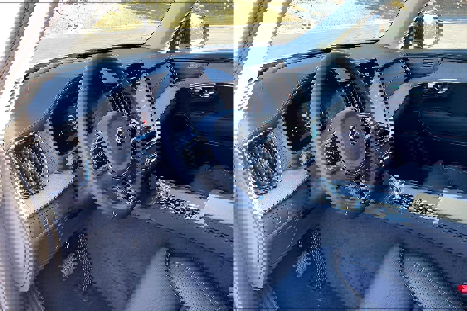 New 2026 Volvo XC90 B6 Ultra w/ Protection Package image 8