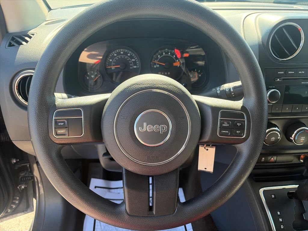 Used 2015 Jeep Compass Sport w/ Power Value Group AWD/4WD image 18