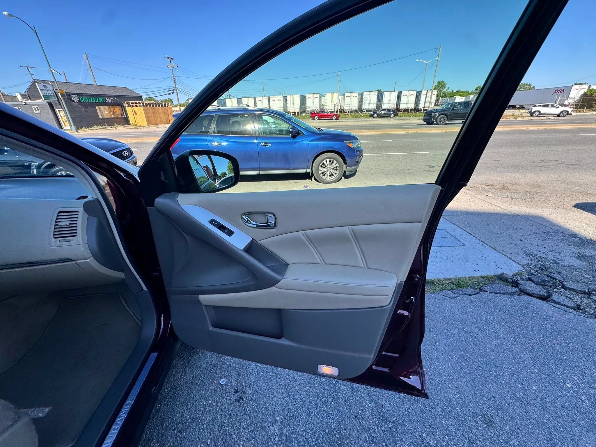 Used 2014 Nissan Murano SL w/ Navigation Package AWD/4WD image 22