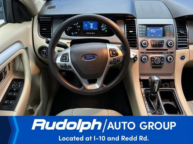 Used 2018 Ford Taurus SE image 13
