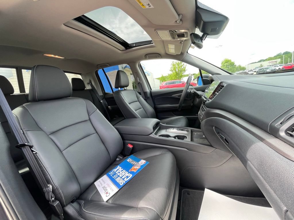 Certified 2025 Honda Ridgeline RTL image 11