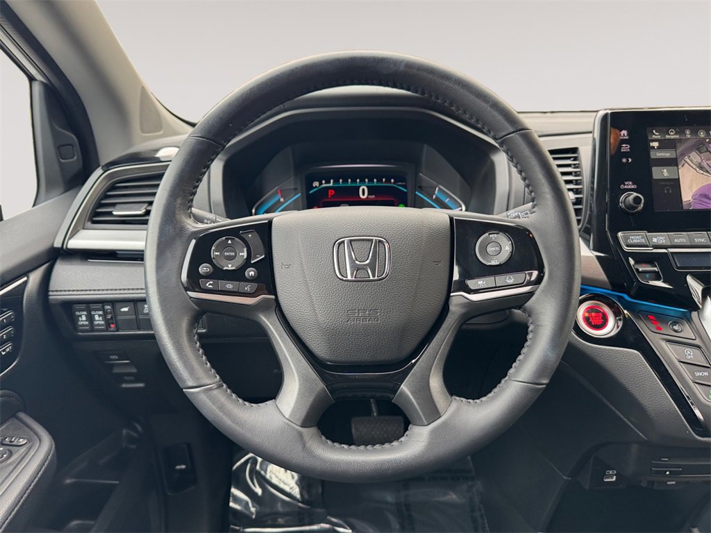 Used 2023 Honda Odyssey Touring image 12