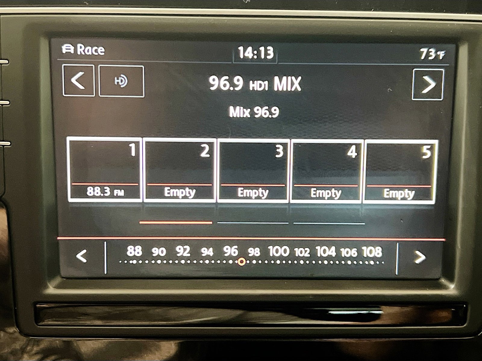 Used 2016 Volkswagen Golf R 4-Door image 11