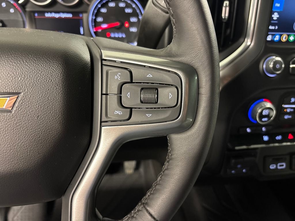 Used 2022 Chevrolet Silverado 2500 LTZ image 34