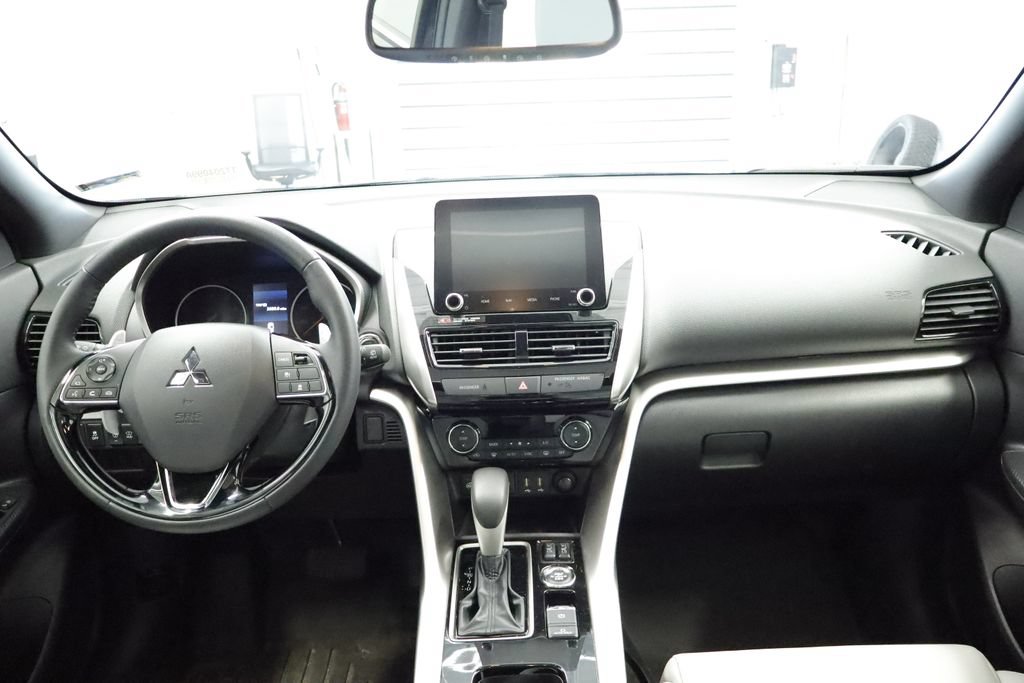 Used 2022 Mitsubishi Eclipse Cross SEL AWD/4WD image 19