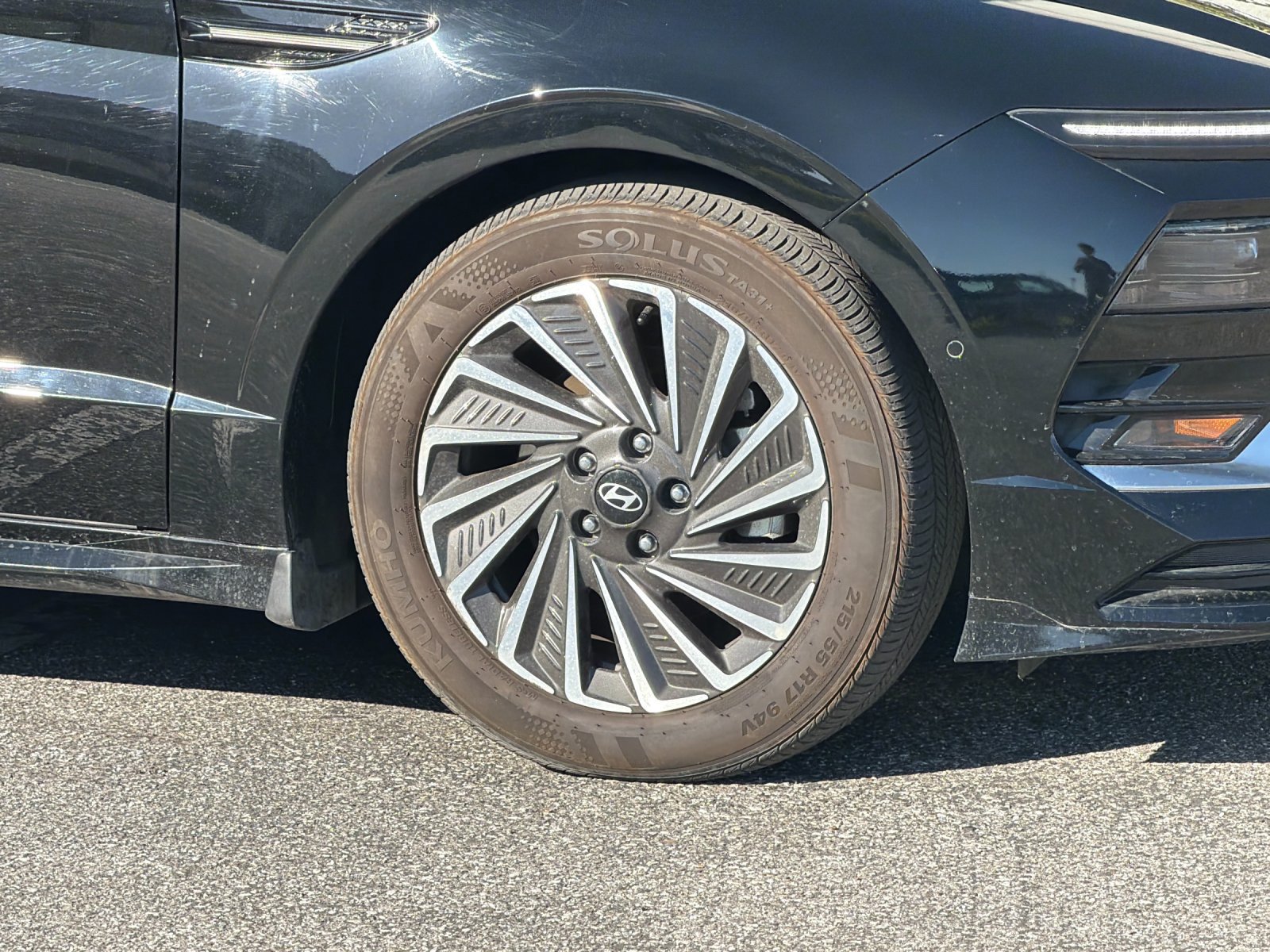 Used 2025 Hyundai Sonata Limited FWD image 26