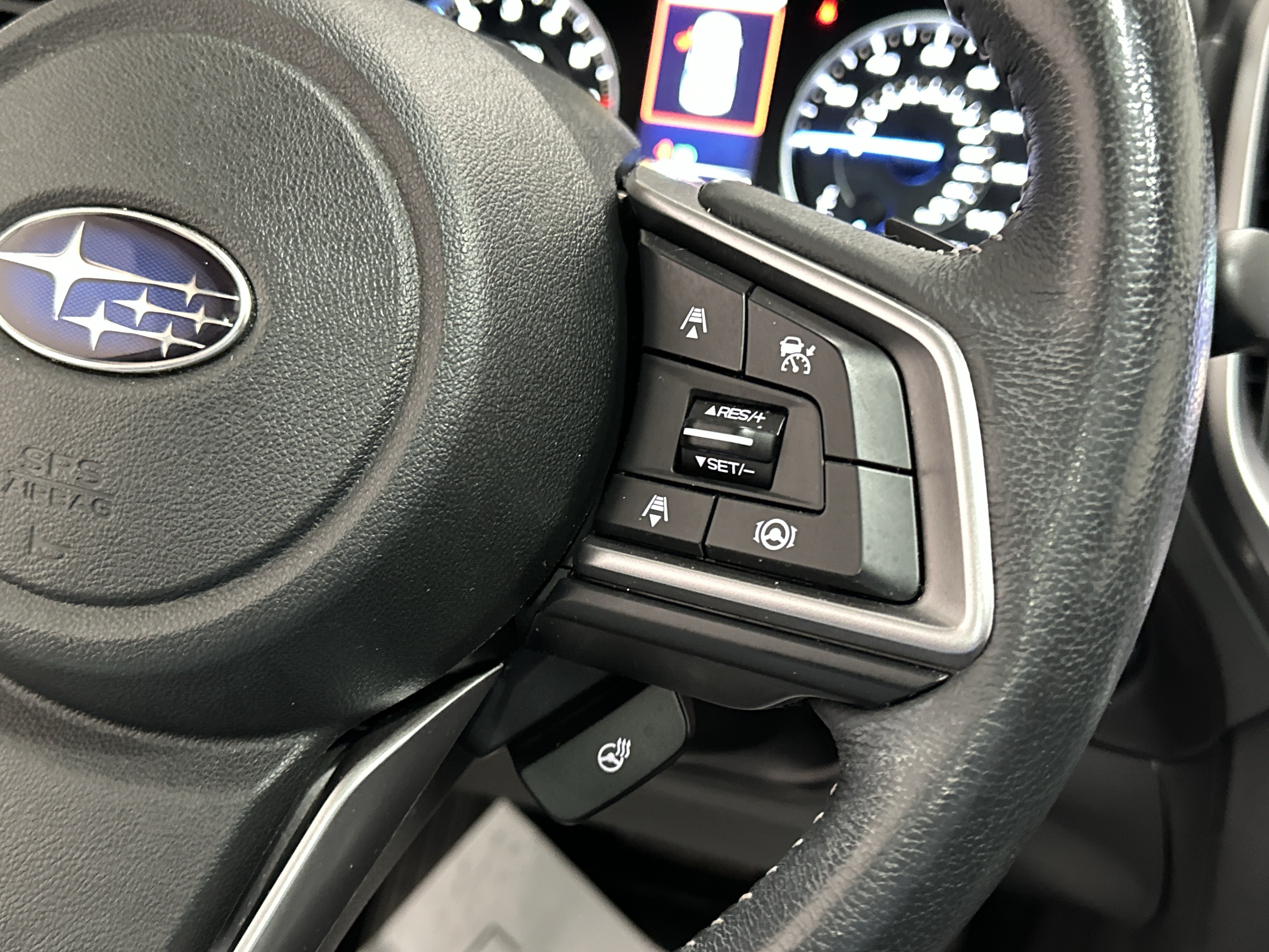 Used 2022 Subaru Ascent Limited w/ Technology Package AWD/4WD image 32