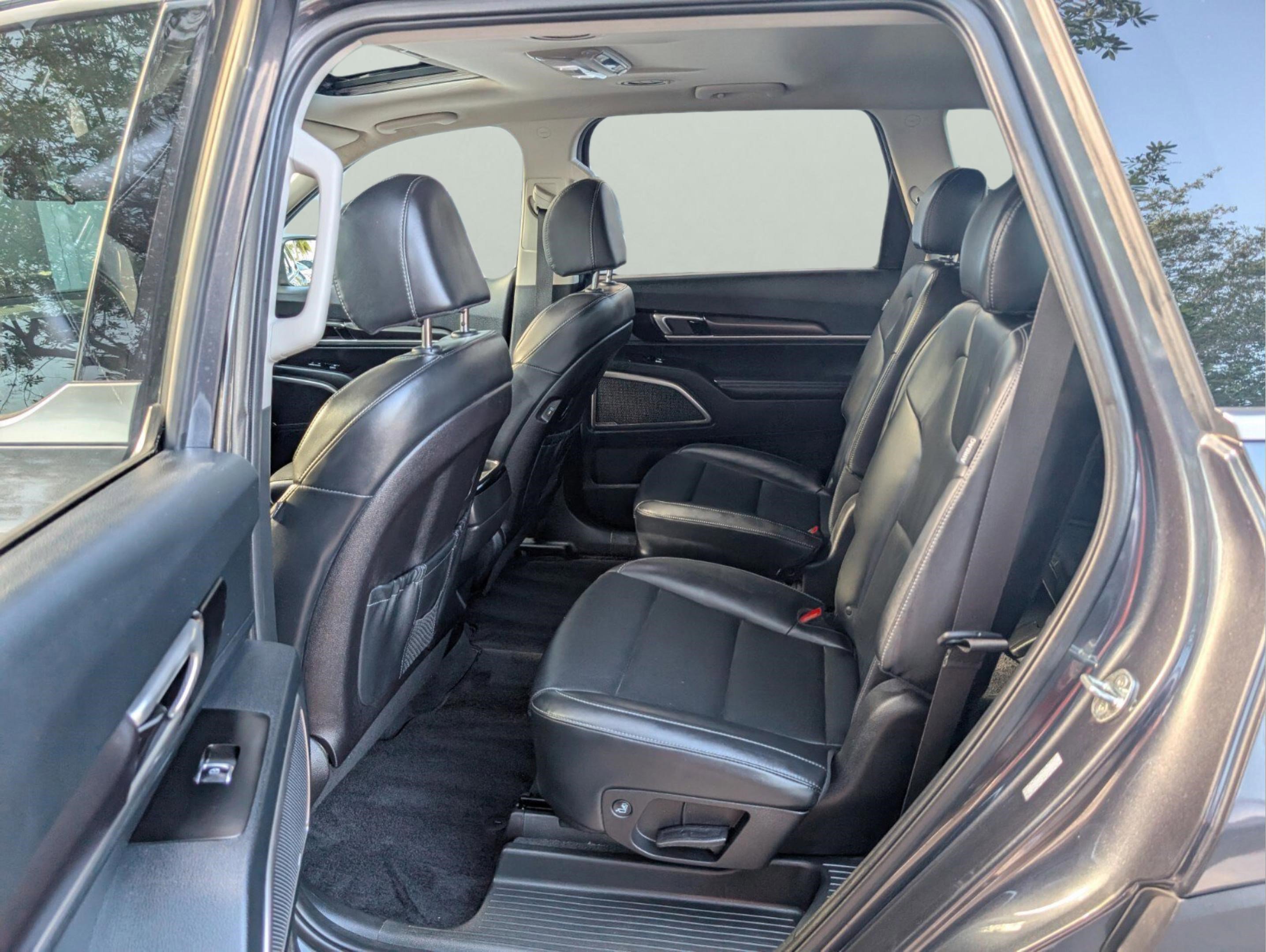 Certified 2024 Kia Telluride S w/ S Sunroof Package image 31