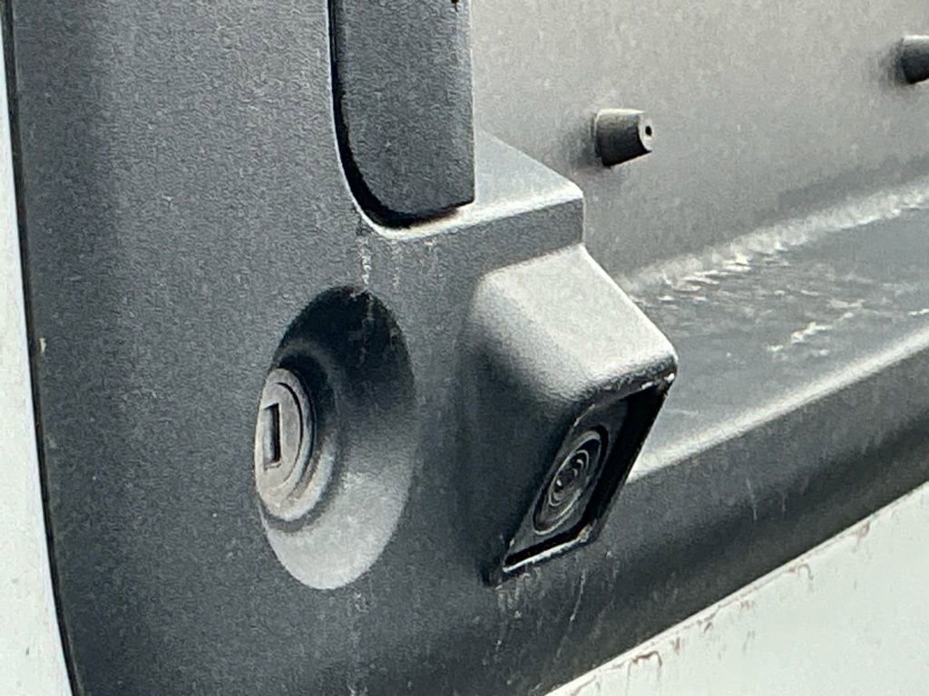 Used 2023 GMC Savana 2500 Extended w/ Driver Convenience Package image 6