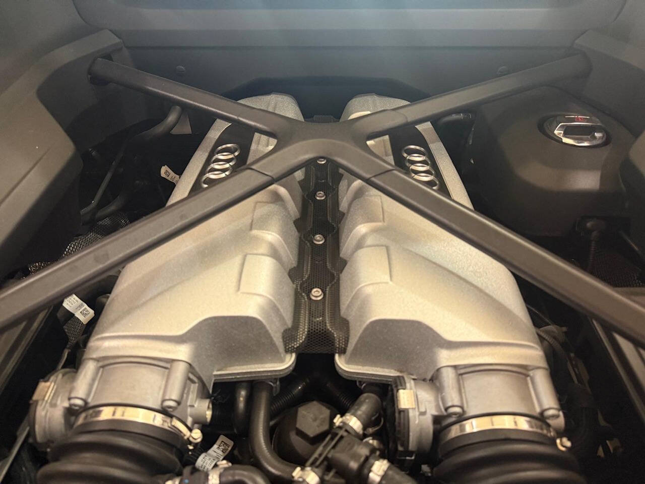 Used 2022 Audi R8 V10 RWD image 26