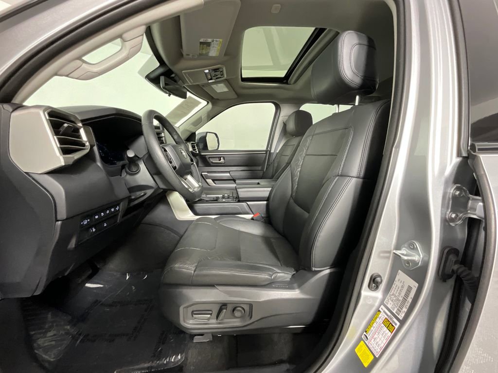 Used 2023 Toyota Sequoia SR5 w/ SR5 Premium Package AWD/4WD image 16