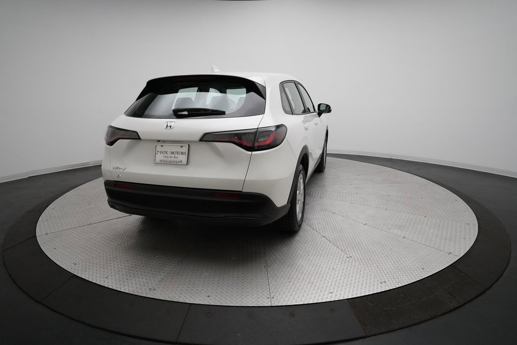 Certified 2023 Honda HR-V LX image 34