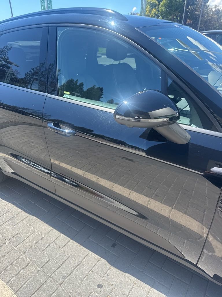 Used 2021 Porsche Macan image 8