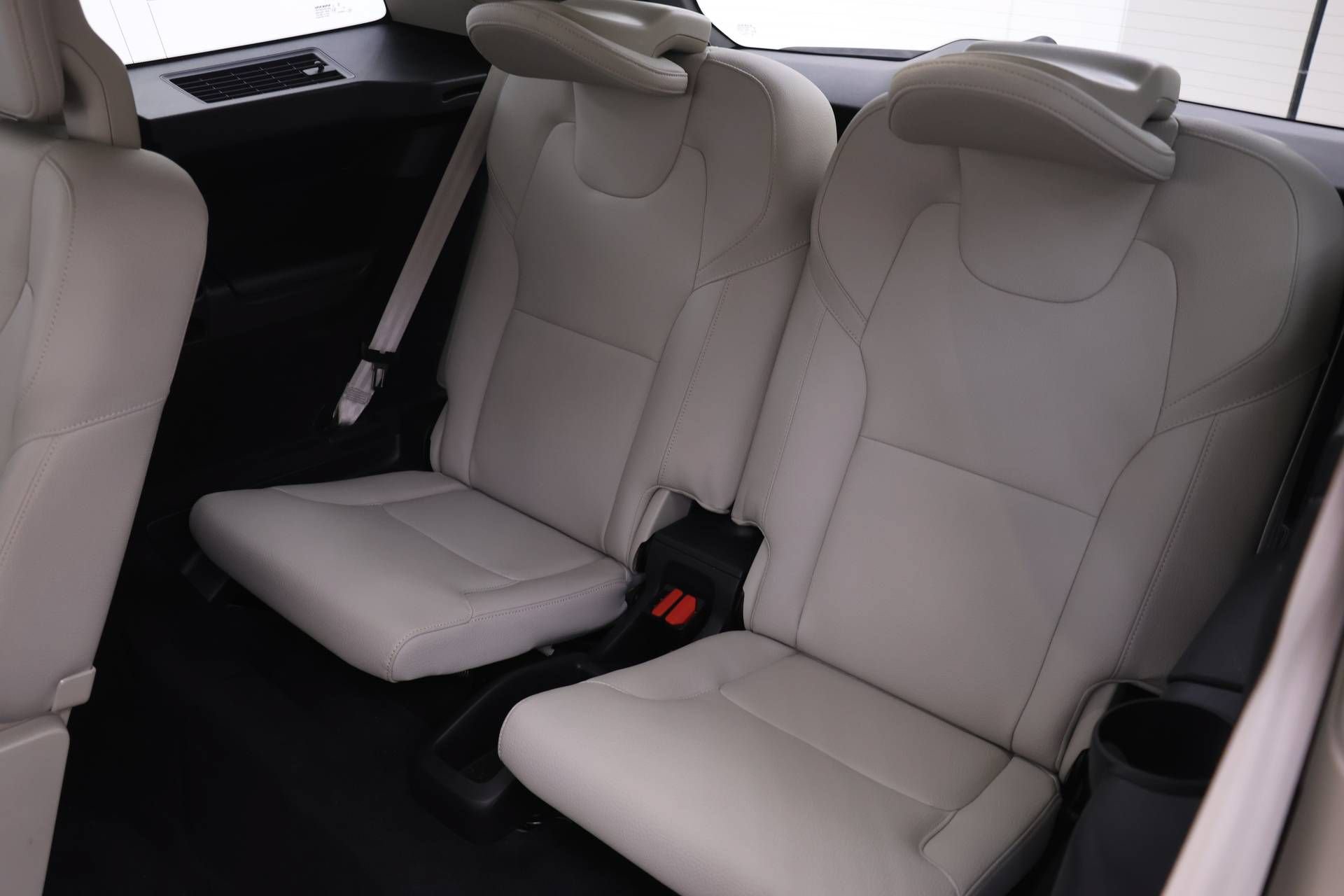 Used 2024 Volvo XC90 B6 Plus AWD/4WD image 20
