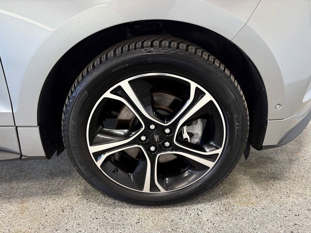 Used 2020 Ford Edge ST w/ Equipment Group 401A image 32