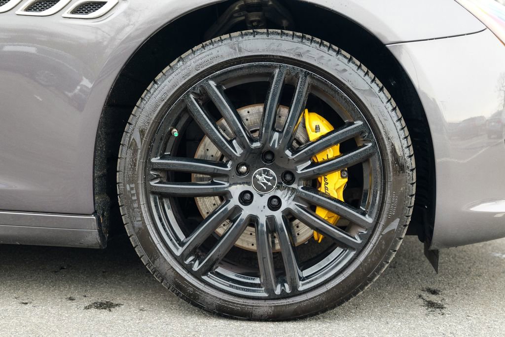 Certified 2023 Maserati Quattroporte Modena Q4 image 12