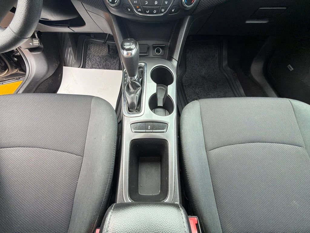 Used 2017 Chevrolet Cruze LT w/ Sun And Sound Package FWD image 19