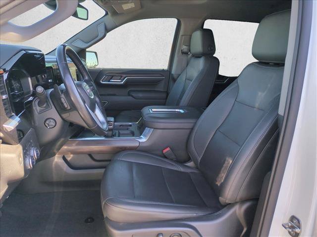 Used 2022 GMC Sierra 1500 SLT w/ SLT Convenience Package AWD/4WD image 16