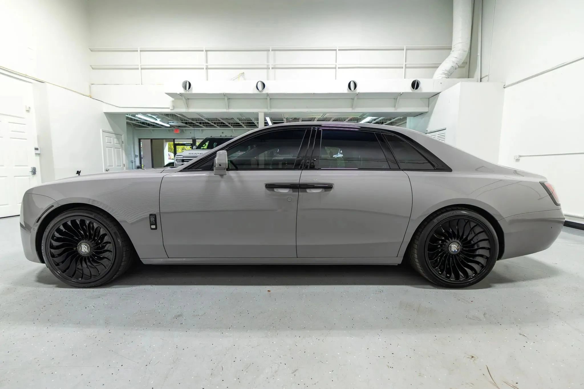 Used 2021 Rolls-Royce Ghost AWD/4WD image 33